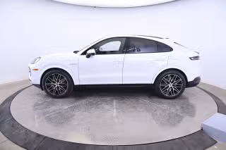 2026 Porsche Cayenne Coup E-Hybrid - Photo 9