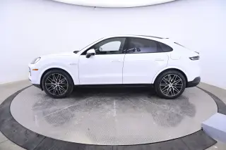 2026 Porsche Cayenne Coup E-Hybrid - Photo 13