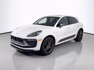 2023 Porsche Macan T's photo