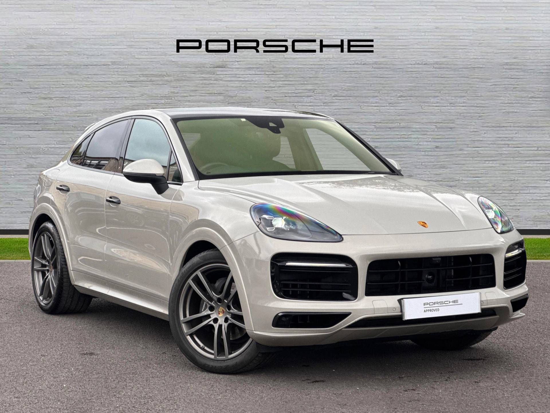 Cayenne Coupé, photo 1 of 33