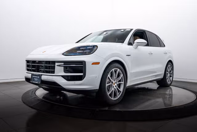 Used 2026 Porsche Cayenne E-Hybrid with VIN WP1AE2AY3TDA10362 for sale in Highland Park, IL
