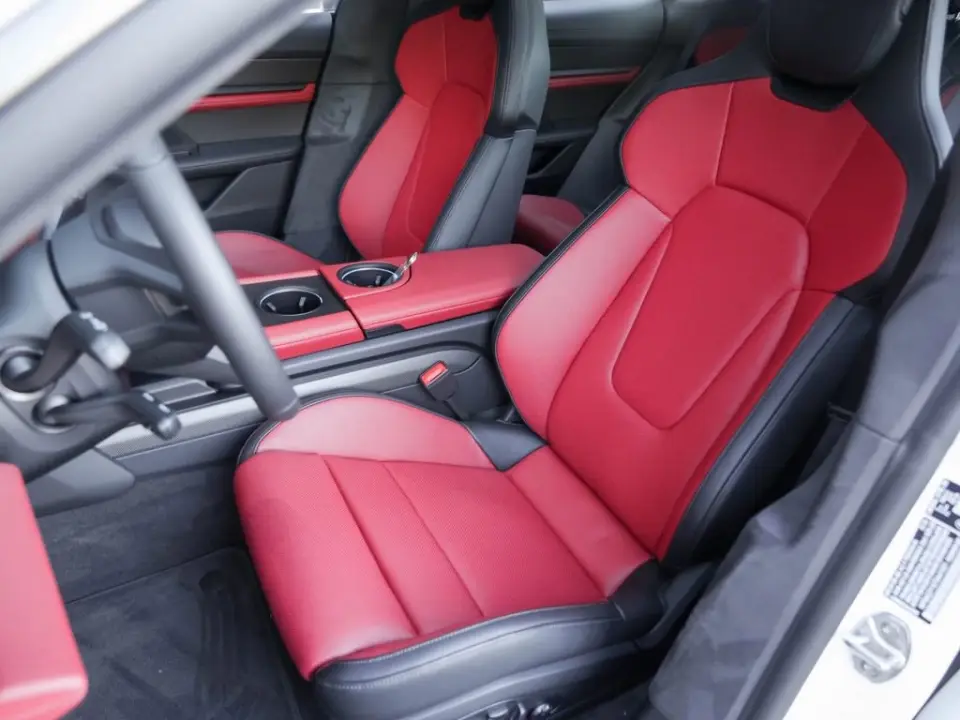 2026 Porsche Taycan Turbo S - Photo 39