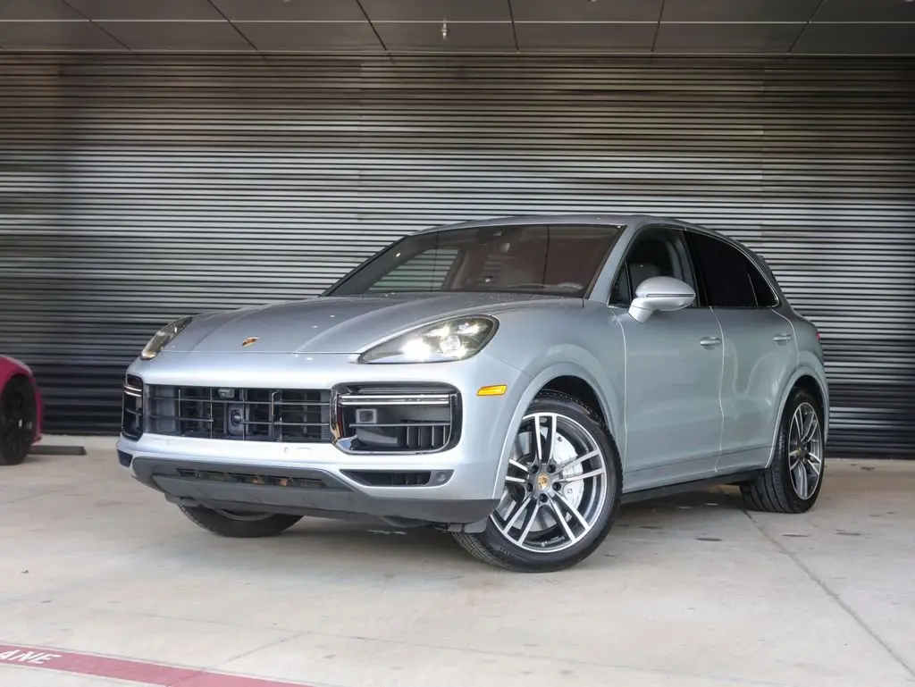 2022 Porsche Cayenne Turbo - Photo 8