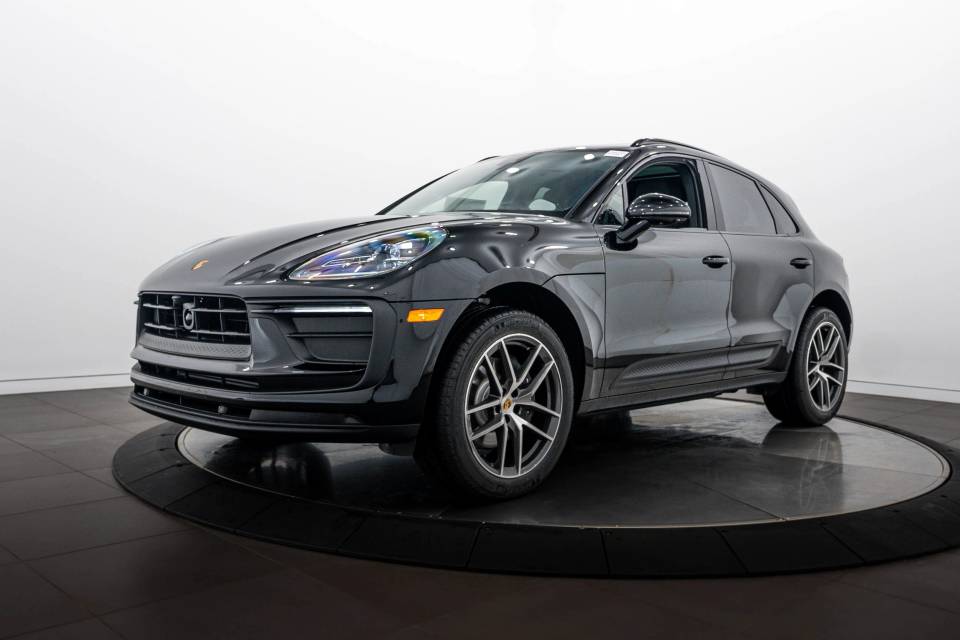 2026 Porsche Macan