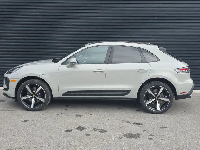 2026 Porsche Macan S - Photo 14