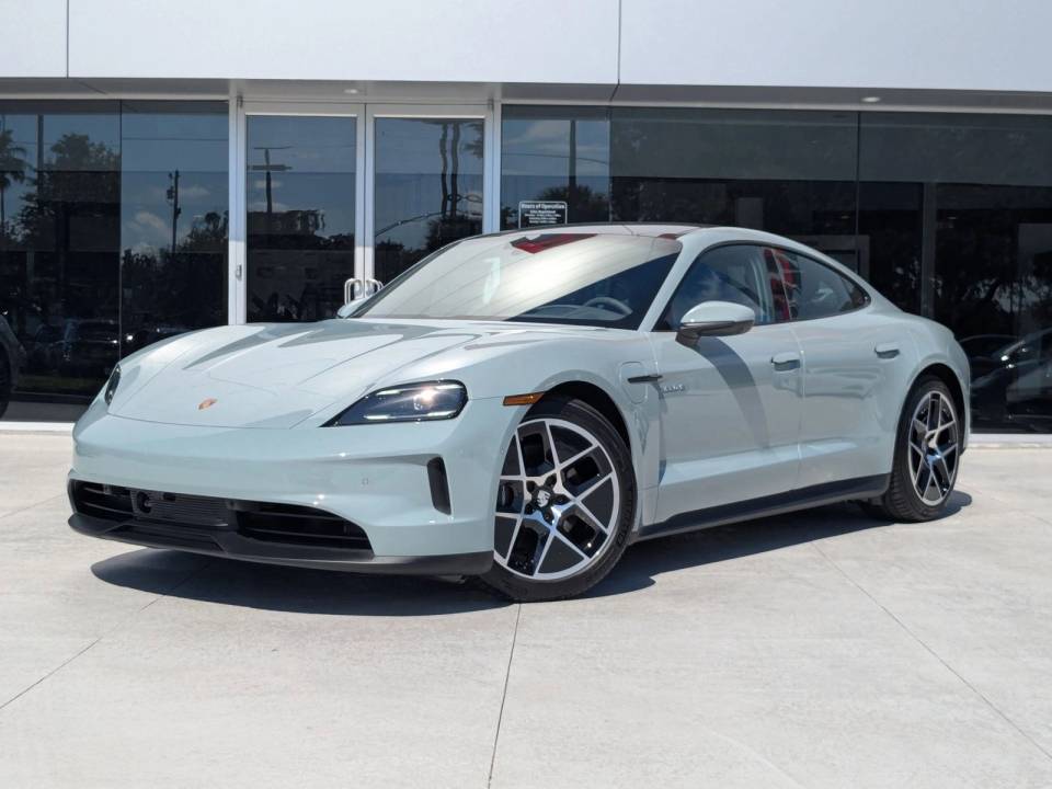 2025 Porsche Taycan