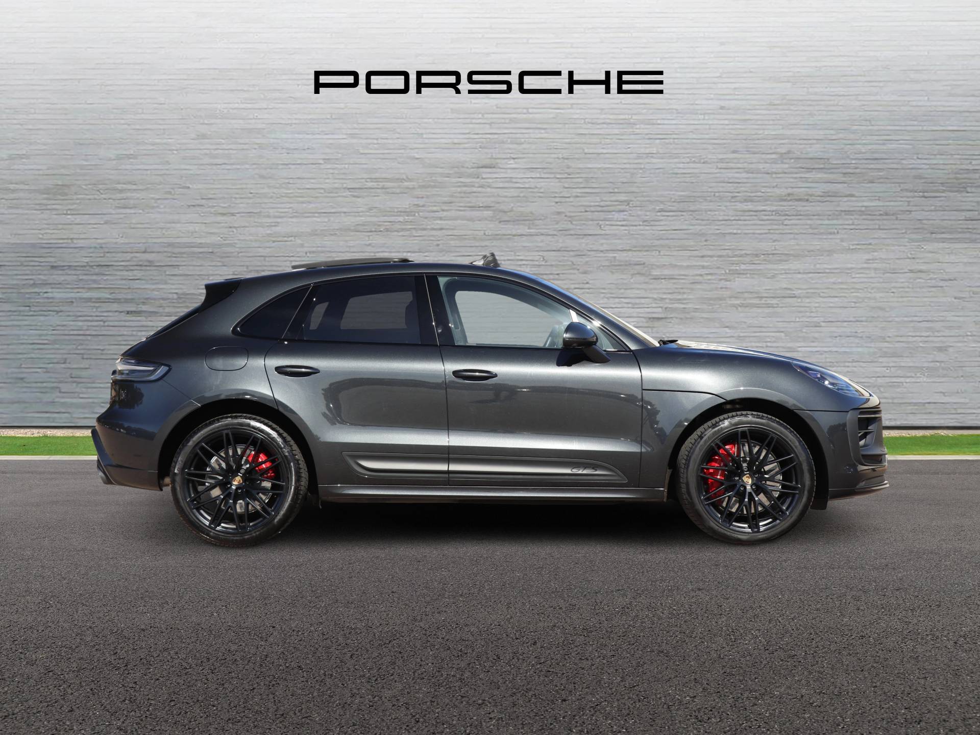 Macan GTS, photo 2 of 41