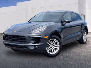 2018 Porsche Macan -'s photo