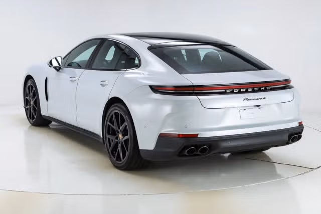 2025 Porsche Panamera Base - Photo 18