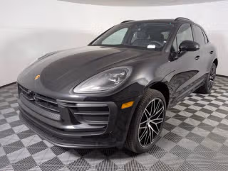 2026 Porsche Macan's photo