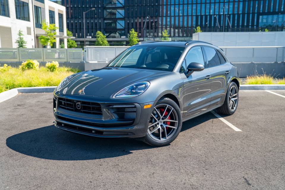 2026 Porsche Macan