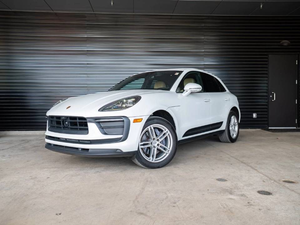 2023 Porsche Macan