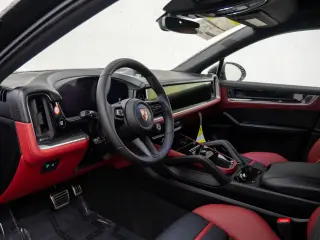 2026 Porsche Cayenne Coup S E-Hybrid - Photo 29