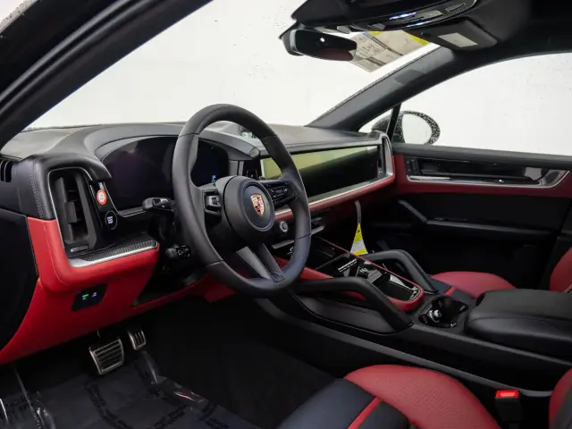 2026 Porsche Cayenne Coup S E-Hybrid - Photo 30