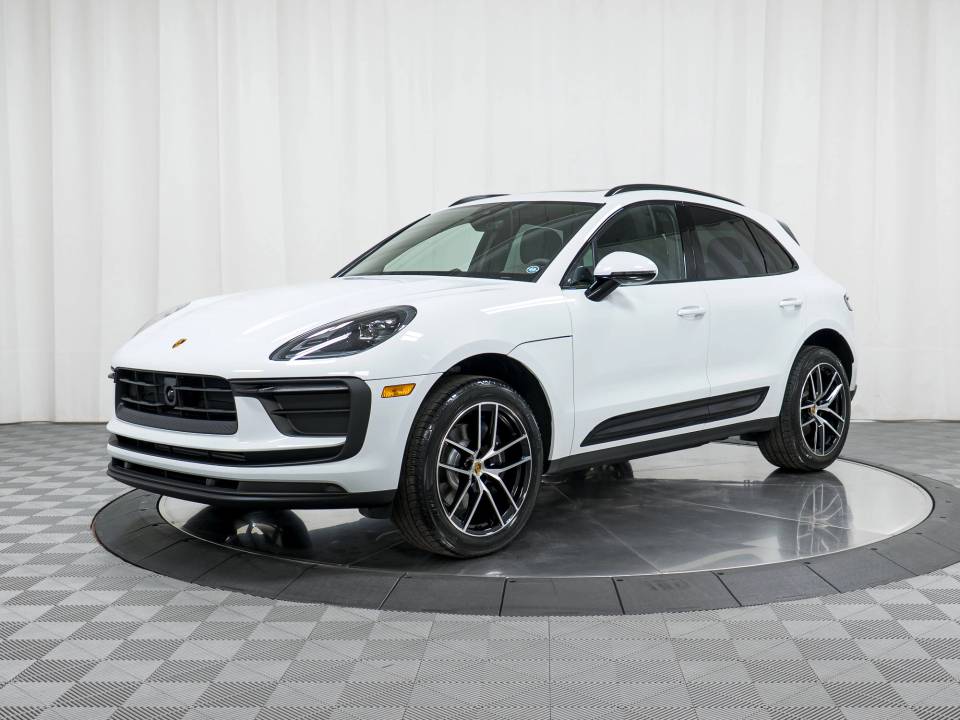 2026 Porsche Macan