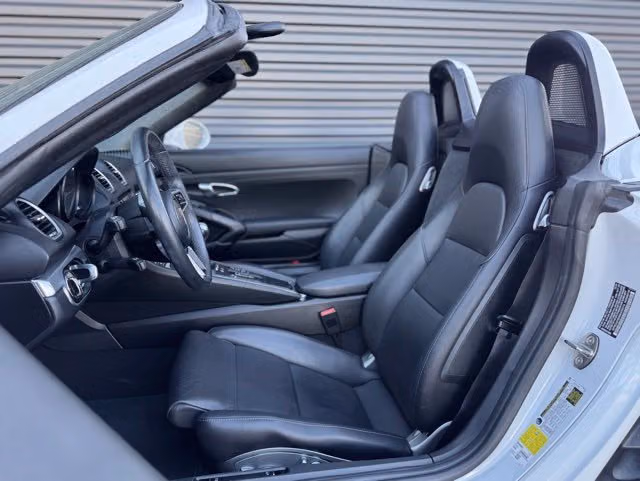 2024 Porsche 718 Base - Photo 34