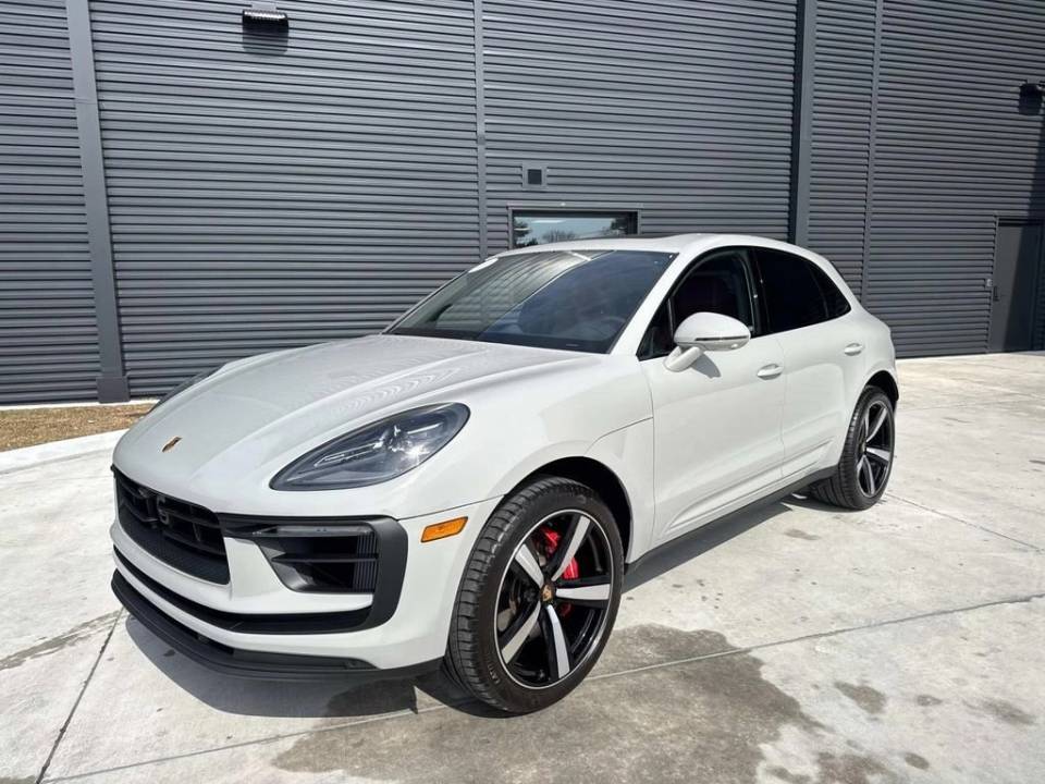 2025 Porsche Macan S