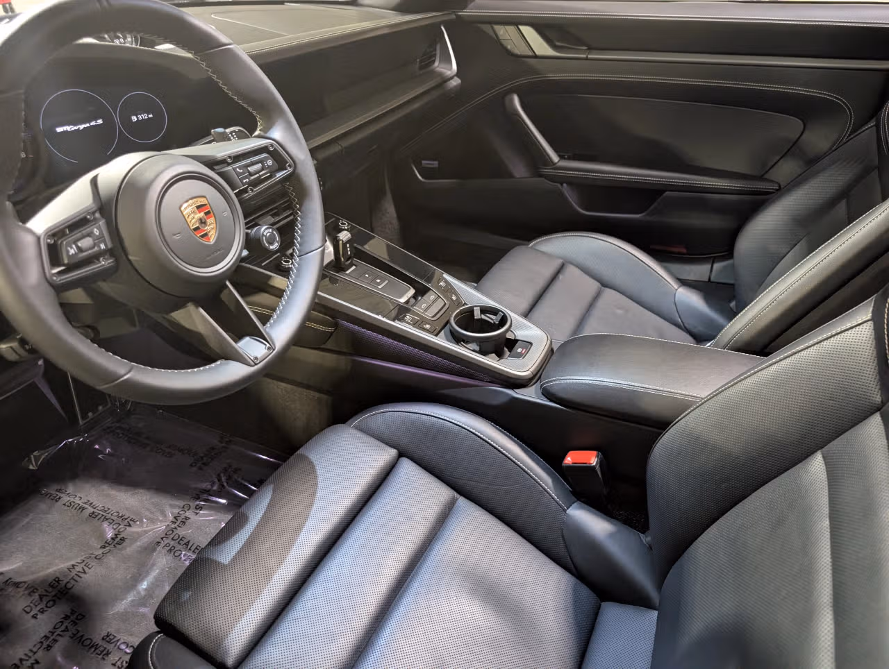 2024 Porsche 911 GTS - Photo 36