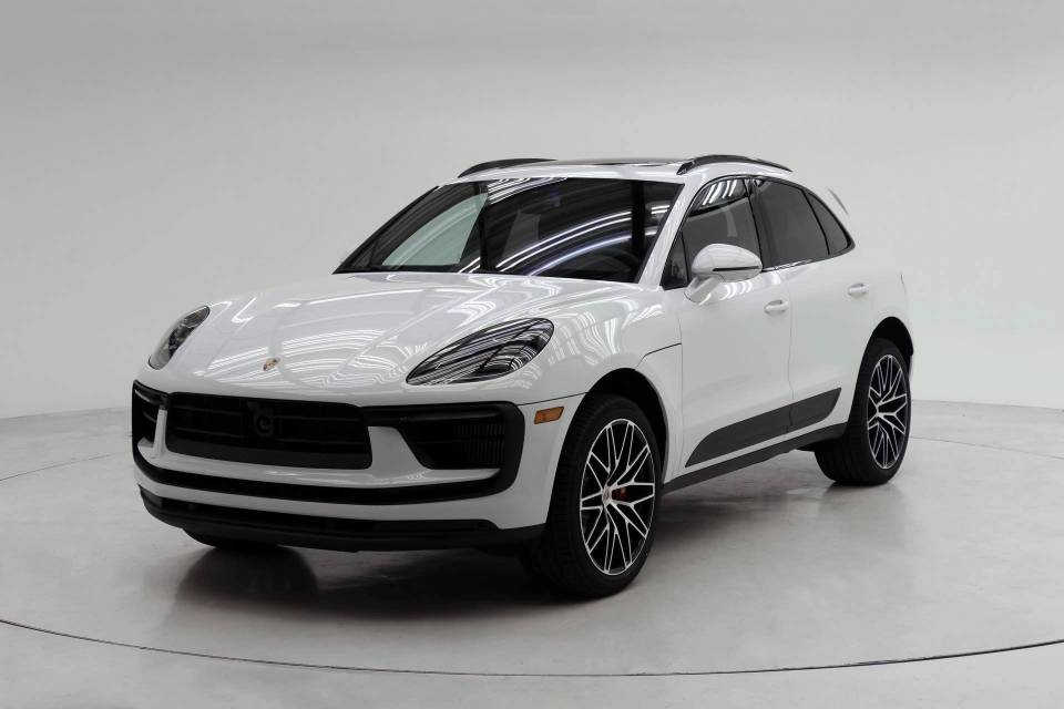 2026 Porsche Macan