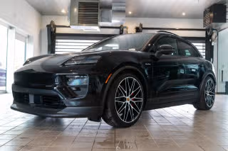 2025 Porsche Macan Macan 4S Electric's photo
