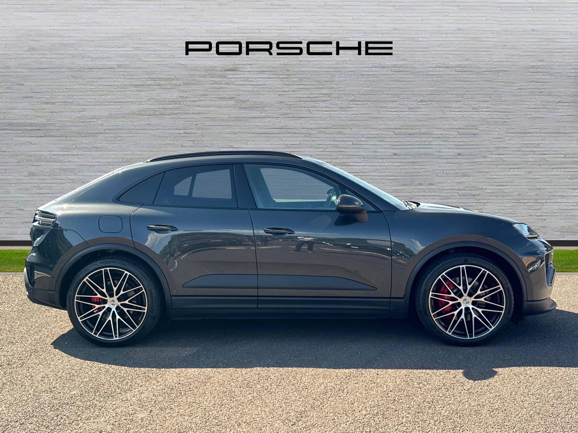 Macan 4S, photo 2 of 32