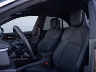 2026 Porsche Macan Base - Photo 33