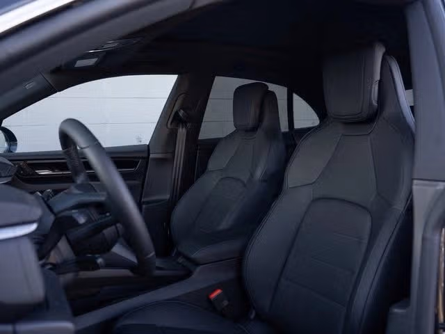 2026 Porsche Macan Base - Photo 34