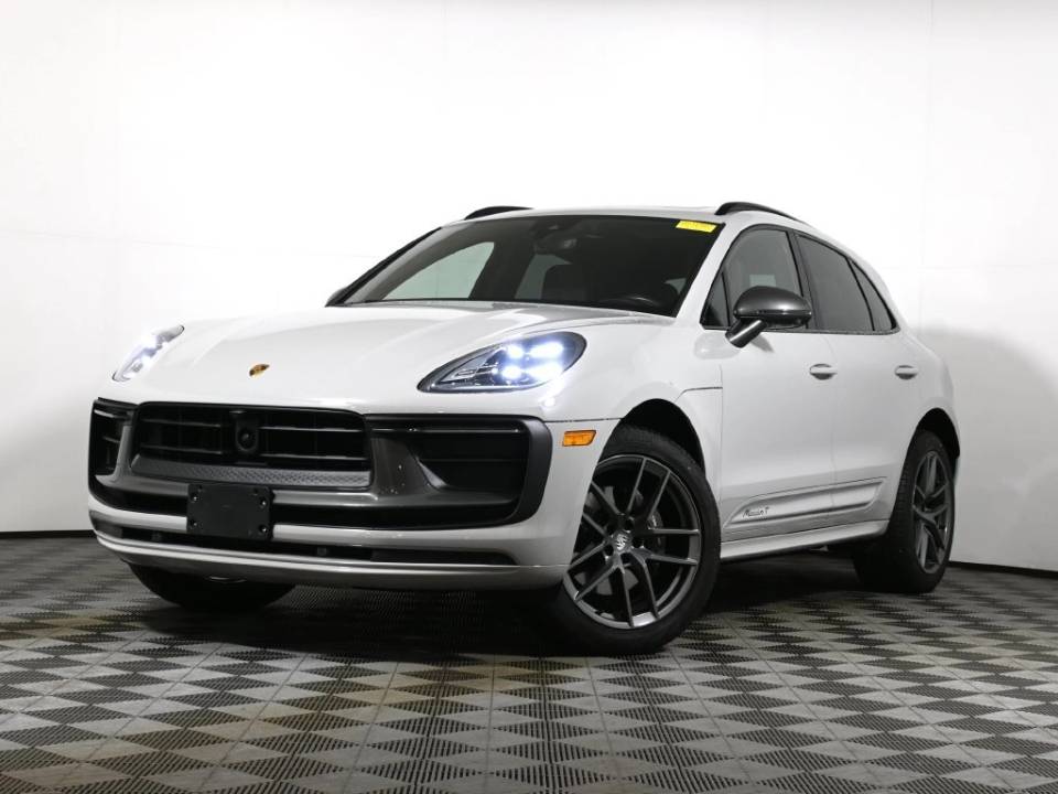 2025 Porsche Macan