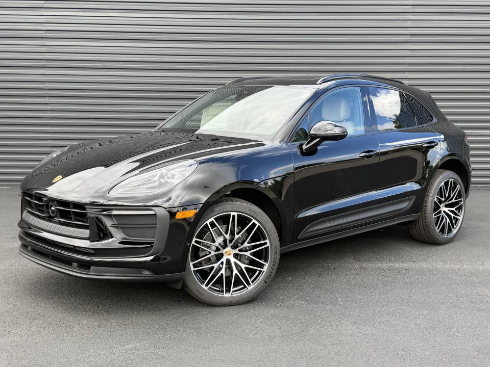 2026 Porsche Macan