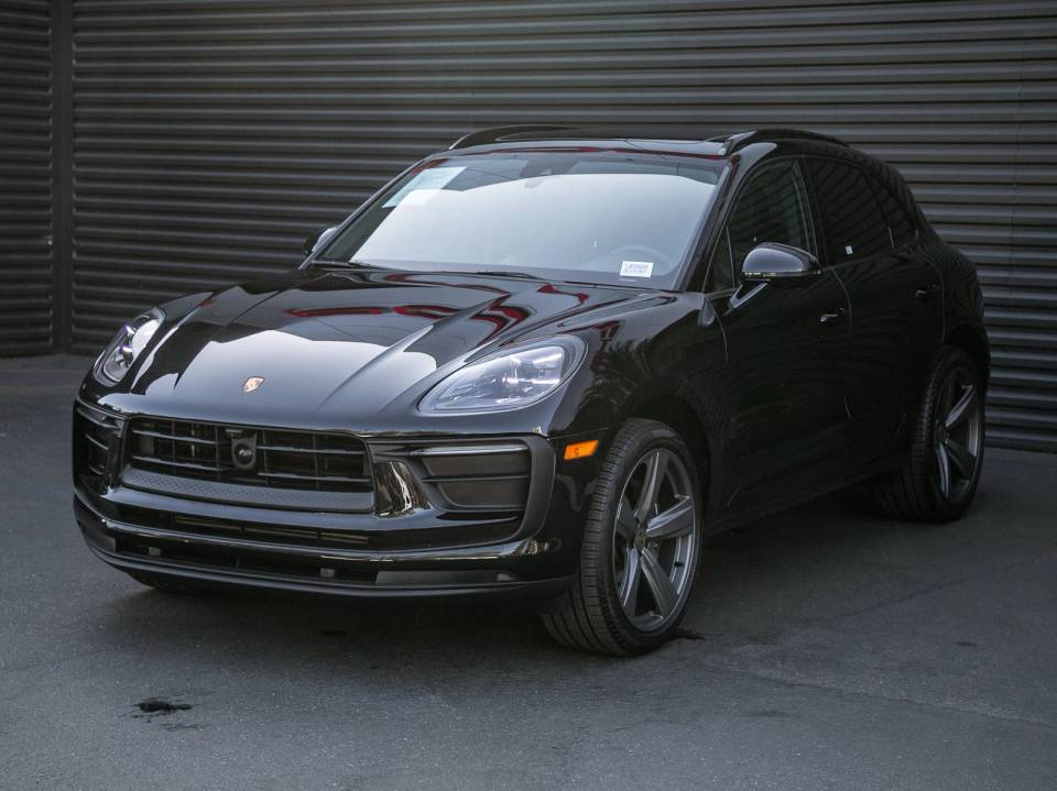 2026 Porsche Macan