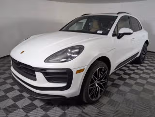 2026 Porsche Macan's photo