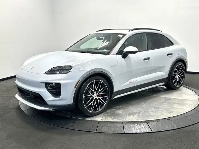 2026 Porsche Macan S - Photo 6