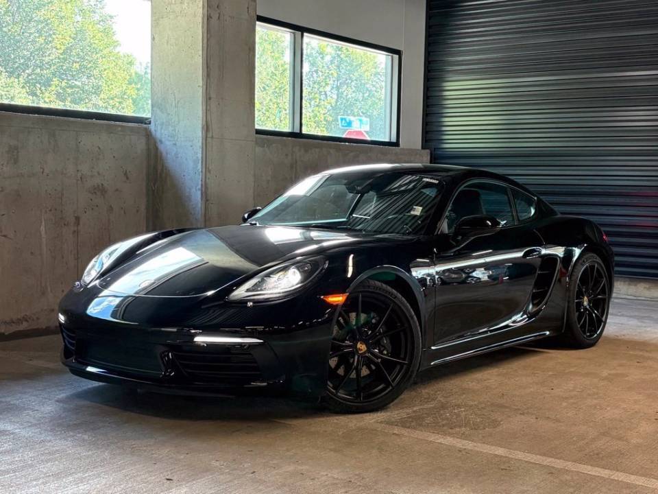 2025 Porsche 718