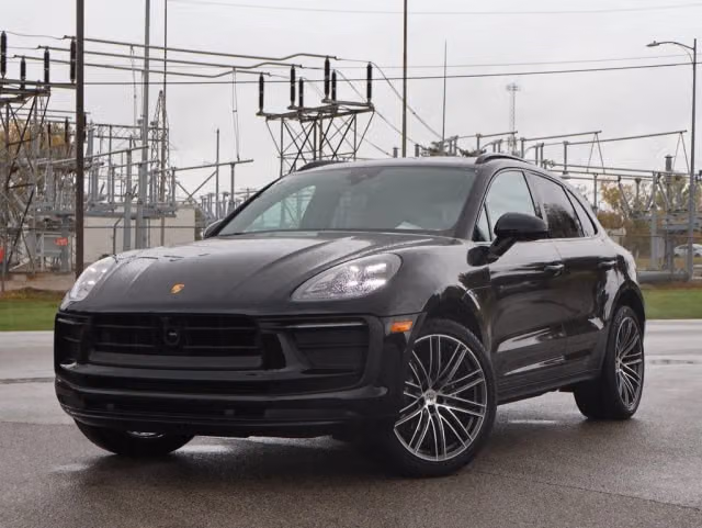 Used 2026 Porsche Macan T with VIN WP1AA2A57TLB02985 for sale in Kansas City