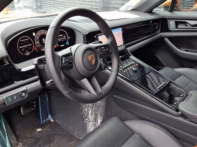 2025 Porsche Panamera Base - Photo 28
