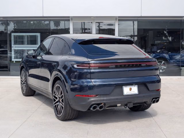 2025 Porsche Cayenne Coup E-Hybrid - Photo 18