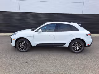 2026 Porsche Macan Base - Photo 9