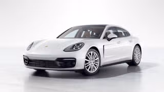 2023 Porsche Panamera's photo