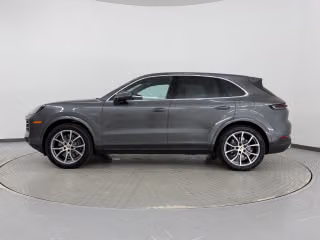 2026 Porsche Cayenne E-Hybrid - Photo 9