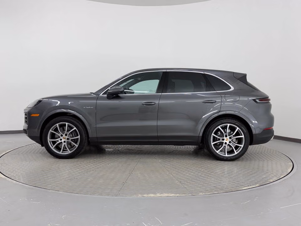 2026 Porsche Cayenne E-Hybrid - Photo 11