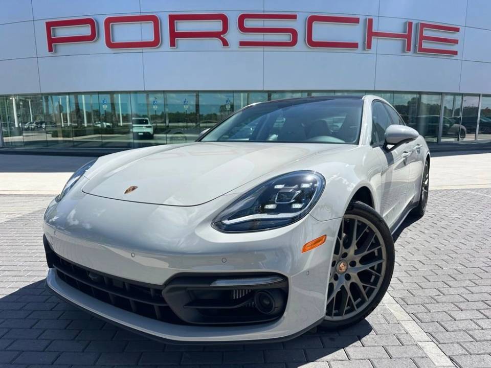 2021 Porsche Panamera Base