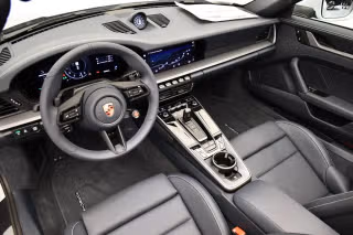 2026 Porsche 911 S - Photo 25