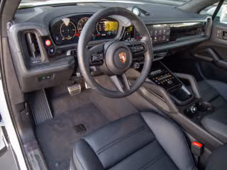 2026 Porsche Cayenne GTS - Photo 25