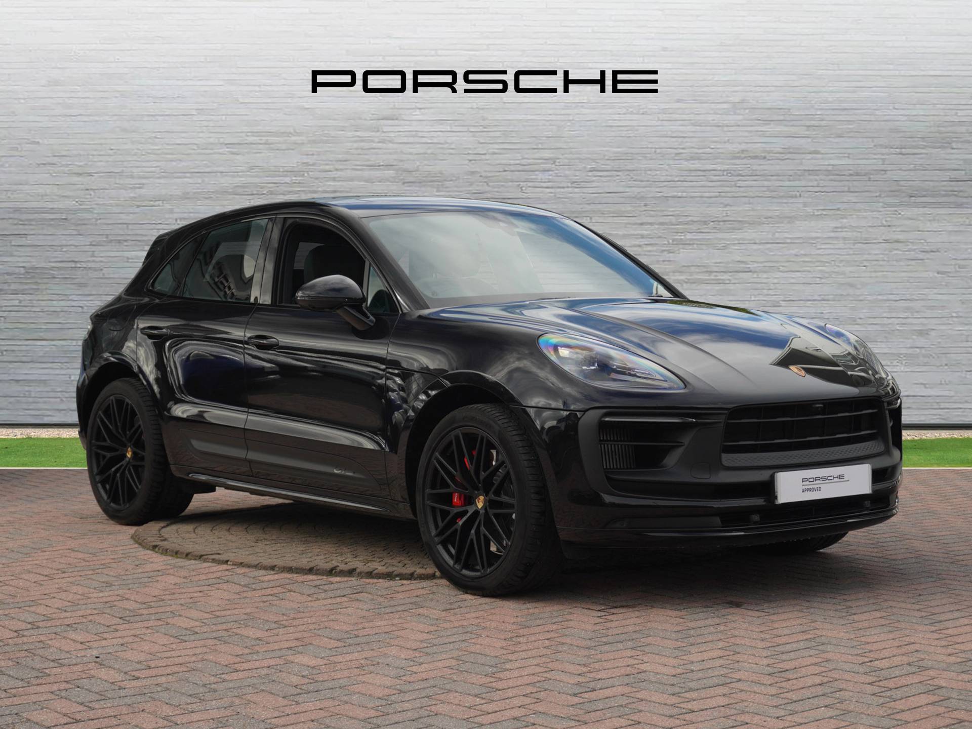 Macan GTS, photo 1 of 38
