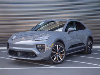 2025 Porsche Macan Macan 4S Electric's photo