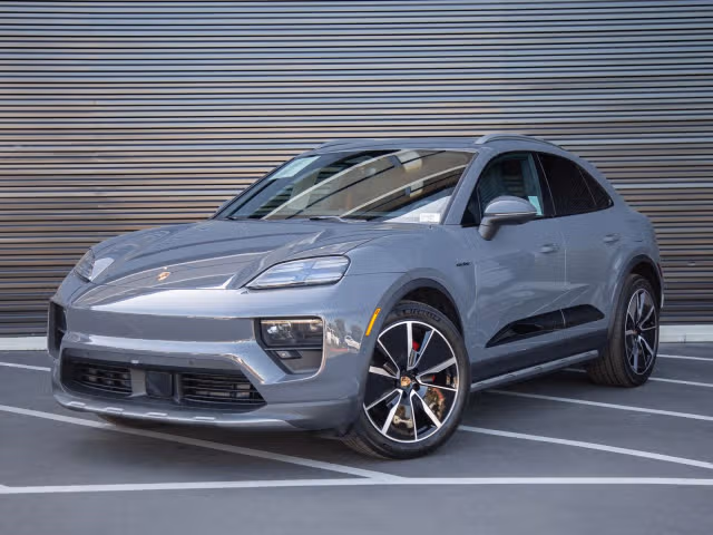 Used 2025 Porsche Macan S with VIN WP1AB2XA1SL154464 for sale in Thousand Oaks, CA
