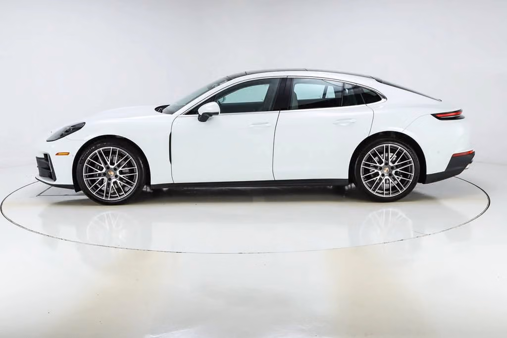 2025 Porsche Panamera Base - Photo 12
