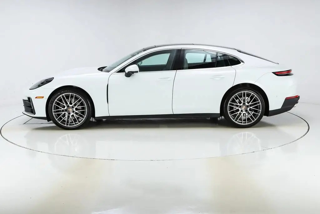 2025 Porsche Panamera Base - Photo 16