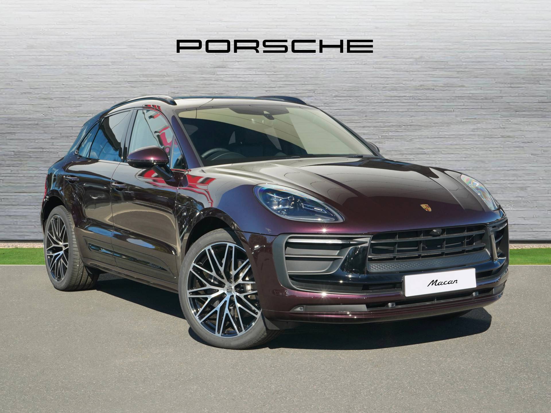 Macan T, photo 1 of 35