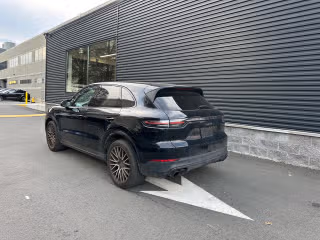 2022 Porsche Cayenne